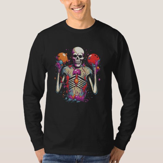 Custom Creepy Eerie Fun Skeleton And Bowlin Balls  T-Shirt (Vorderseite)