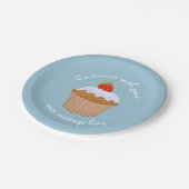 Custom Cute Strawberry Bun Pappteller (Schrägansicht)