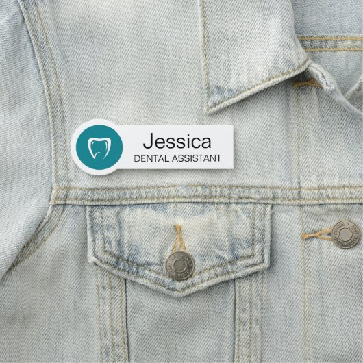 Custom Dental Assistant Name Badge Tooth Logo Namensschild (Beispiel)