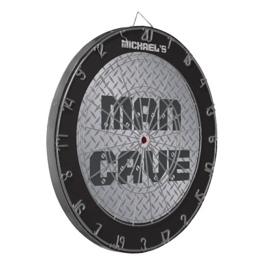 Custom Diamondplate Look Man Höhle Dartboard Dartscheibe (Vorderseite Links)