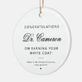 Custom Doctor White Coat Zeremonie Glückwunsch Keramik Ornament (Links)