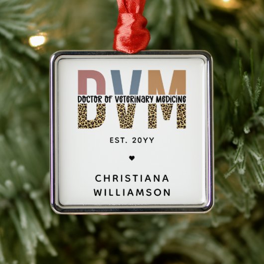 Custom DVM Doctor of Veterinary Medicine Gifts Ornament Aus Metall (Baum)