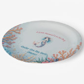 Custom Eine kleine Meerjungfrau ist auf ihrem Weg Pappteller (Schrägansicht)