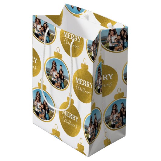 Custom Elegante Gold Foto Ornamente Weihnachten Mittlere Geschenktüte (Vorderseite Schrägansicht)