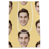 Custom Face Personalisiert Birthday Hochzeit Party Mittlere Geschenktüte (Rückseite)