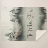 Custom Family Name - Misty Watercolor Forest Sherpadecke (Vorderseite (Horizontal))