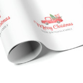 Custom Family Name Red Christmas Truckday Geschenkpapier (Rolleneckpunkt)