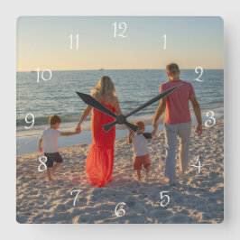 Custom Family Photo Quadratische Wanduhr