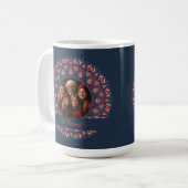 Custom Family Portrait Russet Christmas Mandala Kaffeetasse (Vorderseite Links)