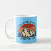 Custom Family Road Trip Blue Camping Sunset Kaffeetasse (Links)