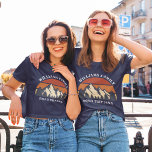 Custom Family Road Trip Urlaub Wiedersehen Frauen T-Shirt<br><div class="desc">Dieser phantastische Sonnenuntergang über Felsgebirgen in der Natur macht das Set von personalisierten T - Shirt zu einem idealen Ort für einen Familienurlaub, eine Wiedersehen, eine Fahrt oder einen Sommerurlaub. Gedenken Sie Ihre Ferienwoche mit passenden T-Shirts für Mama, Papa, Bruder und Schwester. Fügen Sie einfach Ihren eigenen Nachnamen und das...</div>