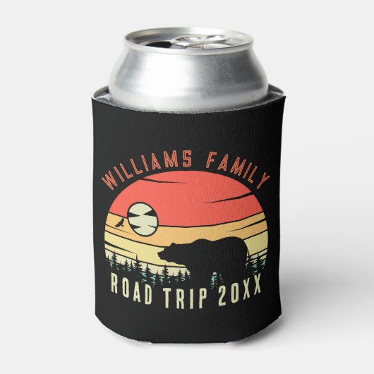 Custom Family Wiedersehen Road Trip Mountain Sunse Dosenkühler (Kanne Vorderseite)