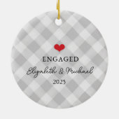 Custom First Christmas Verlobt Festivals Foto Keramik Ornament (Hinten)