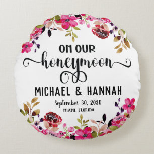 Custom Floral Honeymoon Keepake Rundes Kissen