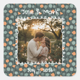 Custom Floral Photo Engagement Quadratischer Aufkleber