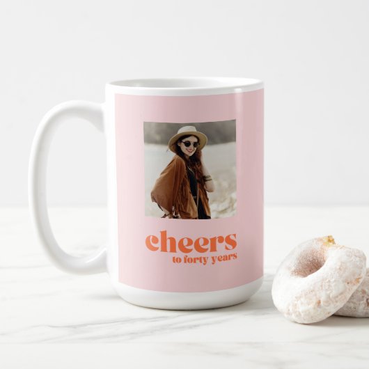 Custom Foto 40. Geburtstag jubelt rosa Aprikose Kaffeetasse (Mit Donut)