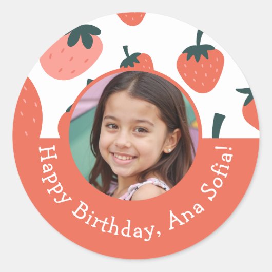 Custom Foto Berry Sweet Strawberry Birthday Party Runder Aufkleber (Vorderseite)