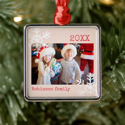 Custom Foto Blush Pink Ornament mit Schneeflocken Aus Metall (Baum)