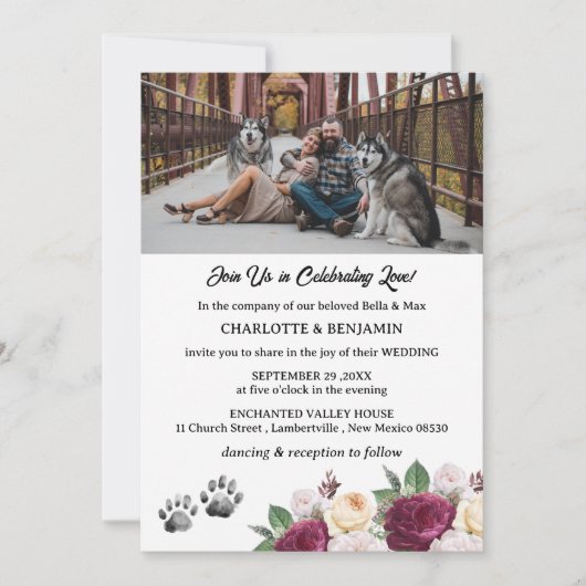 Custom Foto Burgundy Floral Dog Theme Hochzeit Einladung (Vorderseite)