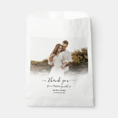 Custom Foto Calligraphy Script Wedding Geschenktütchen (Vorderseite)