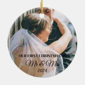 Custom Foto First Christmas als verheiratet Keramik Ornament (Hinten)
