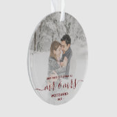 Custom Foto First Verheiratet Christmas Red Script Ornament (Vorderseite)