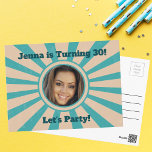 Custom Foto Geburtstagspartei Einladung Retro Aqua Postkarte<br><div class="desc">Coole Retro-Bräune und aquamarines Foto Geburtstag Postkarte Einladung für ein erwachsenes Party. Passen Sie mit dem Foto der Ehre an und personalisieren Sie Ihre Party-Details auf der Rückseite der Einladung.</div>