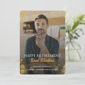 Custom Foto Gold Confetti Happy Retirement Party Einladung (Stehend Vorderseite)