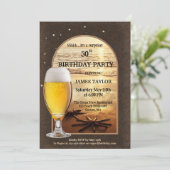 Custom Foto Men's Beer Birthday Party Einladung (Stehend Vorderseite)