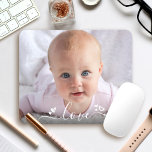Custom Foto Niedlich DIY Moderne Liebe Skriptherze Mousepad<br><div class="desc">"Liebe." Ein lustiges, spielerisches visuelle mit weißer Schrift-Handschrift und niedliche, spielerische Herzen gegen das Foto Ihrer Wahl, hilft, Liebe in Ihrem Herzen während der ganzen Woche behalten. Freuen Sie sich auf Freude und Freude, wenn Sie dieses stilvolle und moderne, maßgeschneiderte Mauspad benutzen. Personalisieren Sie sich einfach mit einem Foto Ihrer...</div>