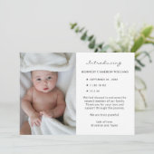 Custom Foto Niedlich Simple Hello Baby Neuborn Ankündigung (Stehend Vorderseite)