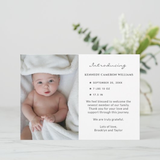 Custom Foto Niedlich Simple Hello Baby Neuborn Ankündigung (Stehend Vorderseite)