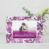 Custom Foto Pink Floral Muster Hochzeit Einladung (Stehend Vorderseite)