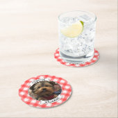 Custom Foto Red & White Country Bauernhof Kariert Runder Pappuntersetzer (Vor Ort)