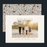 Custom Foto Schönes Grau Botanisches Elegantes Feiertagskarte<br><div class="desc">Wünschen Sie Ihren Freunden und Ihrer Familie einen glücklichen Urlaub mit diesen wunderschönen Karten mit Ihrem Lieblings-Foto und einem wunderschönen botanischen Design in grau auf der Rückseite.</div>