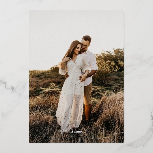 Custom Foto Wedding Black and Gold Monogram Folieneinladung (Rückseite)