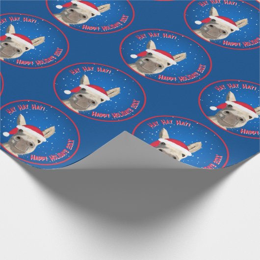 Custom Funny Donkey Santa Pun 2025 Urlaub Geschenkpapier (Ecke)