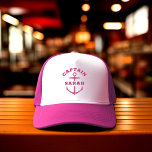 Custom Girl Captain Boat Nautical Anchor Pink Hat Truckerkappe<br><div class="desc">Maßgeschneiderter Bootshut mit einem heißen rosa nautischen Anker,  der CAPTAIN und Ihren personalisierten Namen liest. Ein tolles Geschenk für eine Bootsfahrt für Mädchen,  Ihr eigenes Segelboot,  Yacht,  Boot-Crew,  Brautparty.</div>