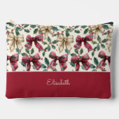 Custom Girly Red Bow with Holly Christmas Pattern Zubehörtasche (Vorderseite)