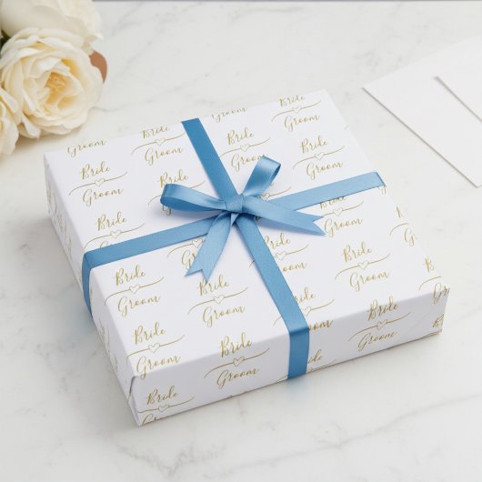 Custom Gold and White Bridge and Groom Wedding Geschenkpapier