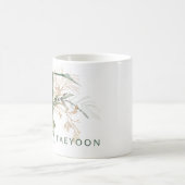 Custom Gold Botanical Eucalyptus Monogram "T" Kaffeetasse (Mittel)