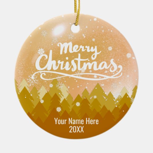 Custom Gold Crystal Snow & Forest Frohe Weihnachte Keramik Ornament (Vorne)