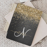 Custom Gold Glitzer Black Sparkgram Monogram iPad Pro Cover<br><div class="desc">Dieses elegante iPad Cover-Design mit hübschem goldglänzenden Glitzer auf schwarz gebürstetem metallischem Hintergrund ist einfach zu personalisieren.</div>