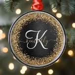 Custom Gold Glitzer Black Sparkgram Monogram Ornament Aus Metall<br><div class="desc">Dieses angesagte und elegante Ornament-Design mit hübschem goldglänzenden Glitzer auf schwarz gebürstetem metallischem Hintergrund ist einfach zu personalisieren.</div>