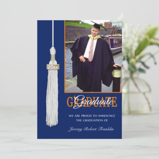 Custom Graduation Party Invite Blue/Orange Tassel Einladung (Stehend Vorderseite)