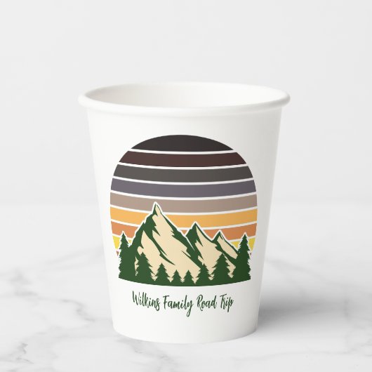 Custom Green Forest Mountain Party Pappbecher (Vorderseite)