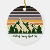 Custom Green Forest Mountain Road Trip Weihnachten Keramik Ornament (Vorne)