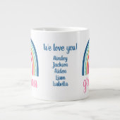 Custom Großmutter Rainbow Jumbo-Tasse (Vorderseite)