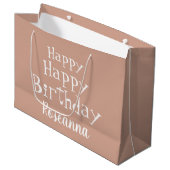 Custom Happy Birthday Beige Große Geschenktasche Geschenktüte (Vorderseite Schrägansicht)