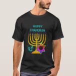 Custom HAPPY CHANUKAH T - Shirt<br><div class="desc">Eleganter,  stilvoller HANUKKAH T - Shirt,  entworfen mit Imitaten goldene Menorah,  farbenfrohe Stern von David und silberfarbenen dreidel plus CUSTOMIZABLE GREETING,  so können Sie Ihren eigenen Gruß. Ideal für die Hanukah-Saison. Wählen Sie aus einem breiten Bereich von Hanukkah-Kleidung und Geschenken,  die von Berean Designs entworfen wurden.</div>